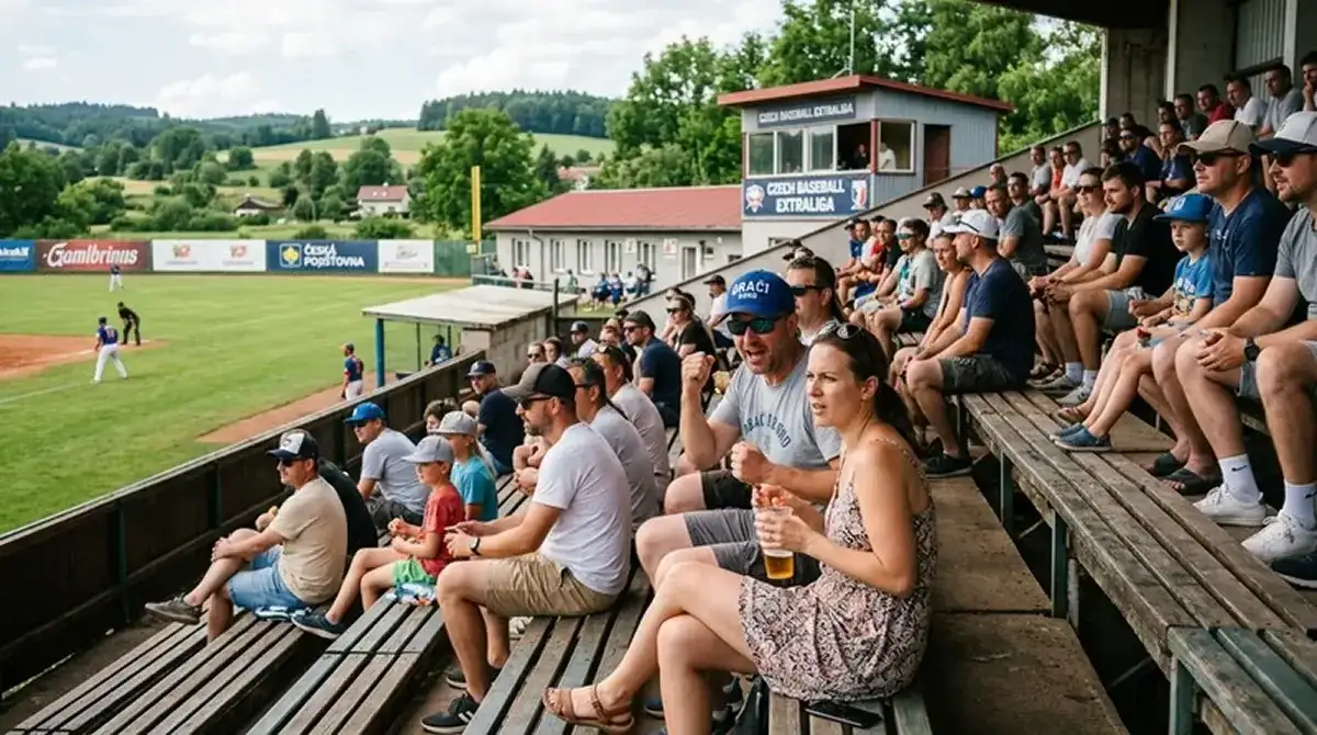 Fanoušci české Extraligy na tribuně baseballového zápasu